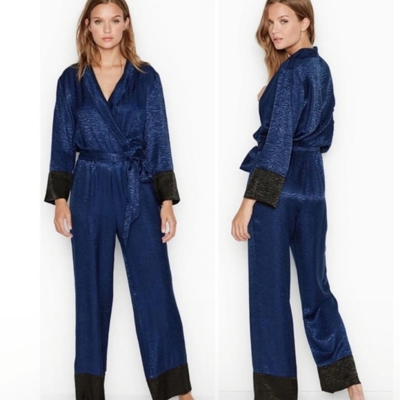 Victoria’s Secret Women’s Sleepwear Animal Print Satin Blue Jumpsuit Size S